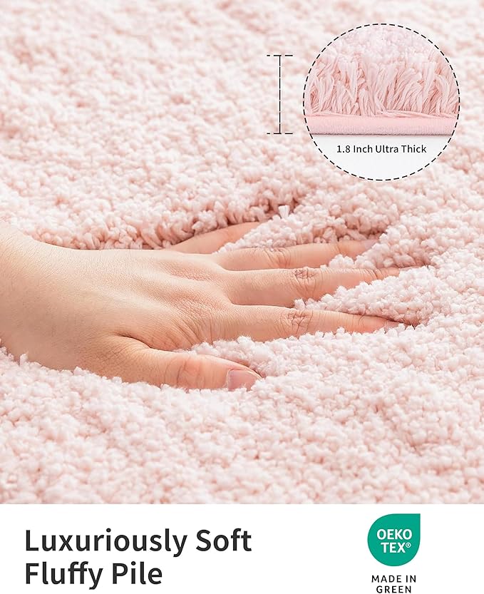 ILANGO Pink Christmas Bathroom Rugs 36" × 24" Non Slip & Super Absorbent Extra Thick Soft, Washable Bath Mat for Floor, Non Shedding Microfiber Shaggy Bath Rug with Rubber for Bathtub Sink