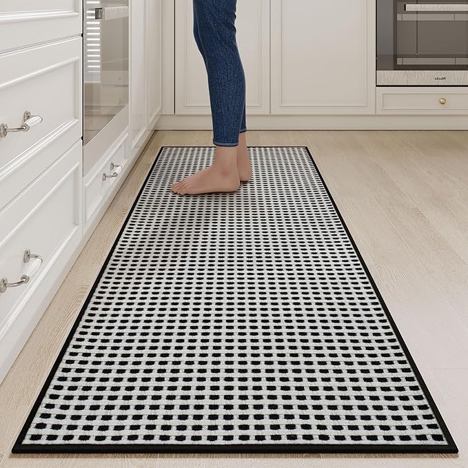 YDKGL Long Kitchen Runner Rugs Kitchen Mat Non Slip Washable, Super Absorbent Soft Chenille Braided Kitchen Mats for Floor, Rubber Backing Kitchen Floor Sink Standing Mat, Easy Clean, Black 24"x71"