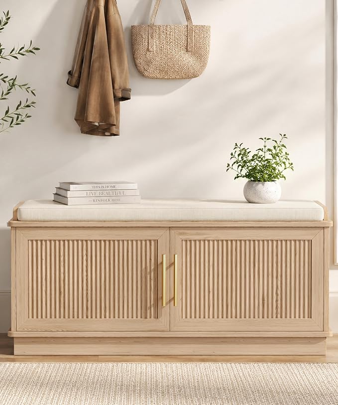 Akxomel Fluted Shoe Storage Bench with Cushion, 39.4" Entryway Bench with Adjustable Shelves and 2 Doors, Shoe Cabinet Bench with Curved Profile, for Hallway, Living Room, Bedroom, Natural Oak