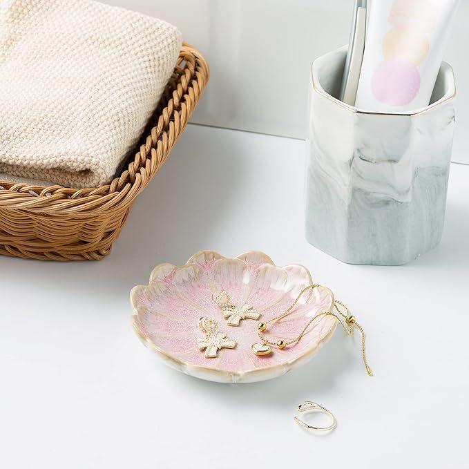 BEUNAIZER Jewelry Dish Tray, Ring Dish, Ceramic Trinket Tray, Key Bowl, Decorative Plate, for Friends Sisters Daughter Mother (Pink)