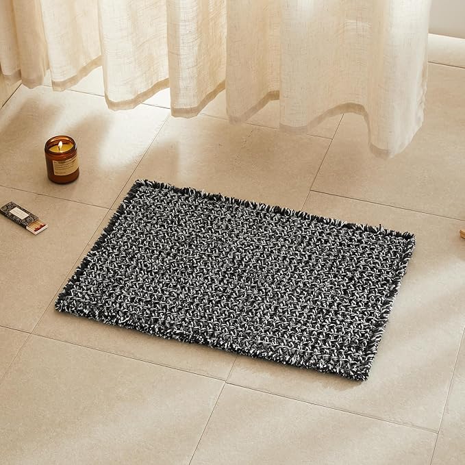 TYUU Black and White Bathroom Rugs, Waffle Bath Mat Non Slip Washable Super Absorbent Quick Dry Boho Farmhouse Bathroom Decor, 24"x16" Black and White