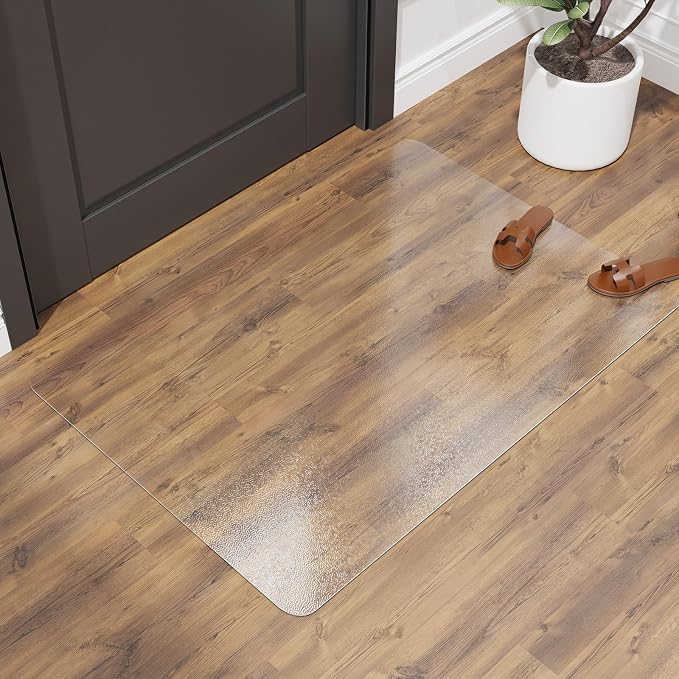SALLOUS Plastic Floor Mat for Home, 5' x 6' Waterproof Area Rug for Dining Room Table, Non-Slip Area Rug for Living Room, Wear-Resistant Vinyl Floor Protector Mat for Indoor Outdoor (Clear)