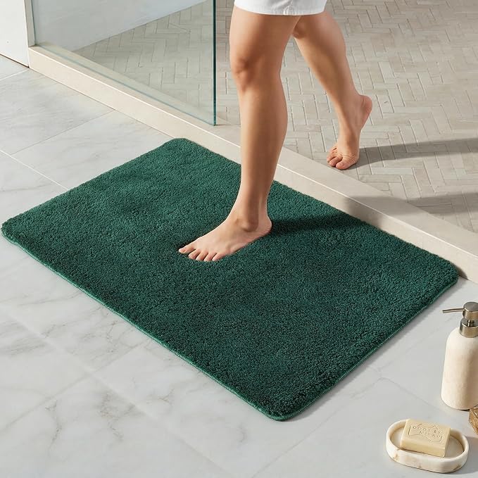 TYUU Bathroom Rugs Non Slip Washable, Ultra Soft Super Absorbent Quick Dry Small Bath Mat with Rubber Backing for Bathroom Floor, Shower, or Sink, Dark Green 20" x 30"