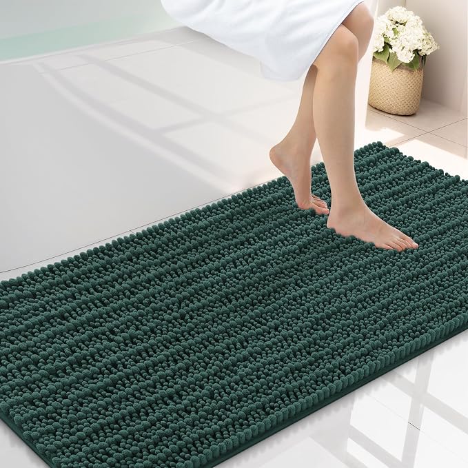 Smiry Bathroom Rugs Mat 47x24, Extra Soft Absorbent Chenille Bath Rugs, Non Slip Rubber Backing Machine Washable Quick Dry Bath Mats for Bathroom Floor, Tub, Shower, Home Decor Accessories, Green