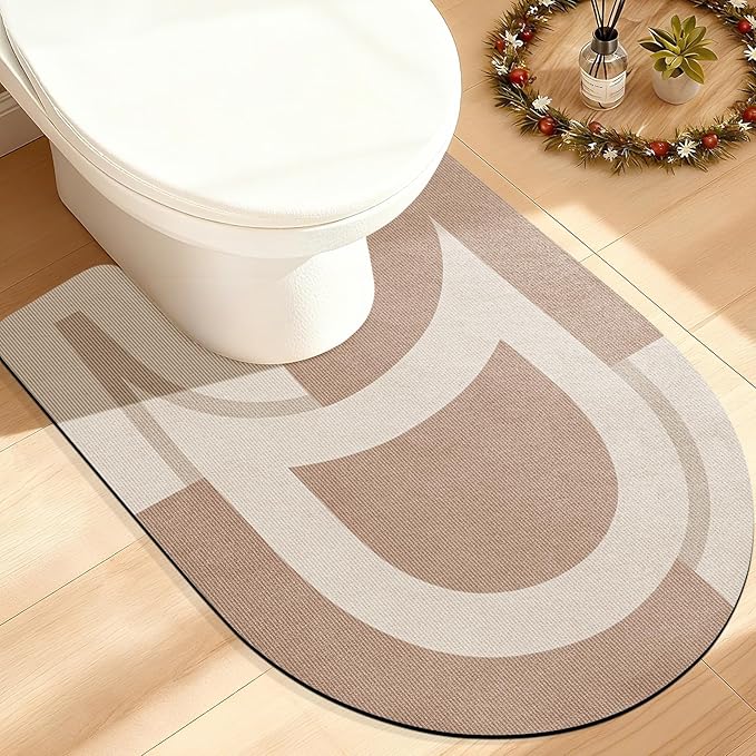 ACCUMTEK Non Slip Bath Mat, Thin Bathroom Rugs Fit Under Door, Quick Dry Bath Mats, Machine Washable Bath Rugs for Bathroom, Bathtub & Kitchen, Light Brown/Bordered/U-Shaped 24"x20"