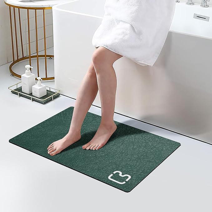 RUERYA Bath Mat (15.7x23.6), Bathroom Non Slip Absorbent Quick Dry Rubber Backed, Dark Green