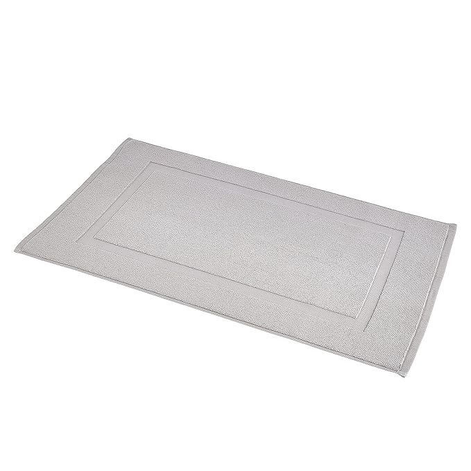 Amazon Basics Banded Bathroom Bath Rug Mat, Machine Washable, 100% Cotton, 31" x 20", Light Gray