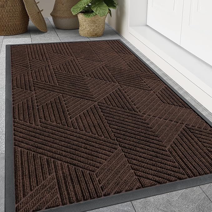 Smiry Front Door Mat Outside Entrance, Heavy Duty Sturdy Natural Rubber Doormat, Trap Dirt and Moisture, Easy Clean Low Profile Mats for Indoor Outdoor Entry, Irregular Triangle (59x40, Dark Brown)