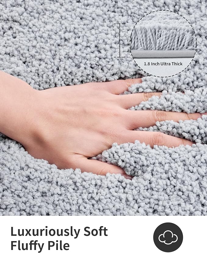 ILANGO Silver Bathroom Rugs 24" × 17" Small Non Slip & Super Absorbent Extra Thick Soft, Washable Bath Mat for Floor, Microfiber Plush Shaggy Bath Rug with Tub for Bathtub Shower Room Sink