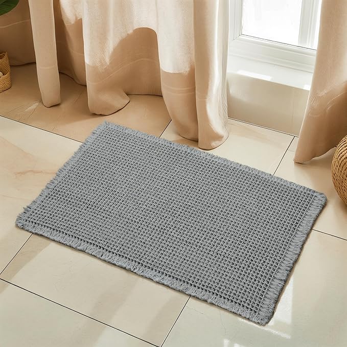 SUBRTEX Waffle Braided Bath Mat, 18" x 24" Soft Waffle Bath Rugs, Absorbent Non Slip Bathrooom Mats, Machine Washable Area Rug for Bathroom, Quick Dry, Gray