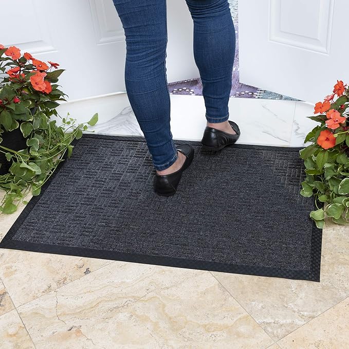 Ottomanson Scraper Doormat – Indoor Outdoor Entry Rug with Rubber Backing & Dirt-Trapping Polyester Pile, Non-Slip Front Door Mat for Mud & Pet Traffic – 18" x 30", Charcoal