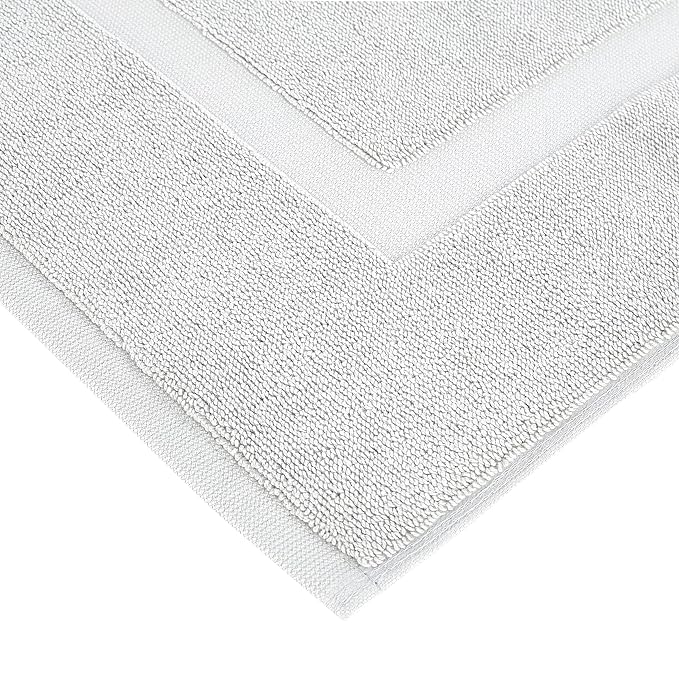 Amazon Basics Banded Bathroom Bath Rug Mat, 100% Cotton, 31 x 20 inches, Soft Silver