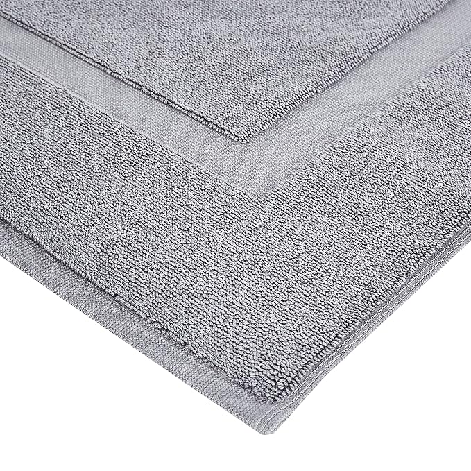 Amazon Basics Banded Bathroom Bath Rug Mat, Machine Washable, 100% Cotton, 31" x 20", Powder Gray